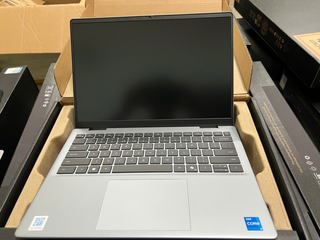 Laptop Dell Inspion 7440 Plus i5-12H/16/512 new